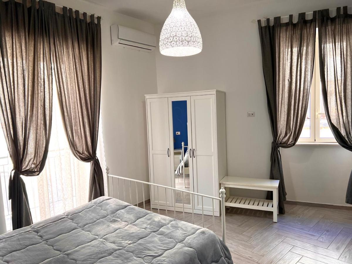 Vico Longo 25 - Ensuit Flat In The Heart Of Appartement *