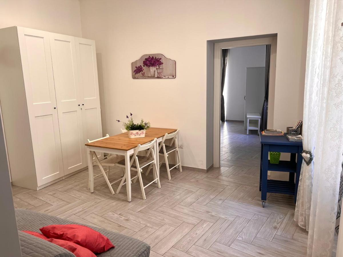 Vico Longo 25 - Ensuit Flat In The Heart Of * Neapel