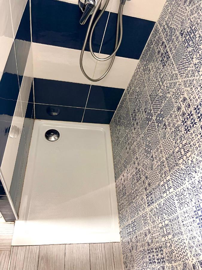 Vico Longo 25 - Ensuit Flat In The Heart Of * Napels